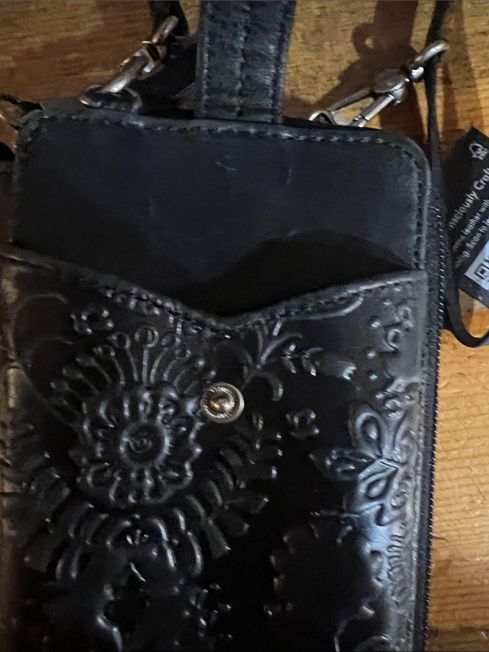 The Sak Silverlake Black Embossed Leather Phone Crossbody—missing wristlet - Picture 9 of 14